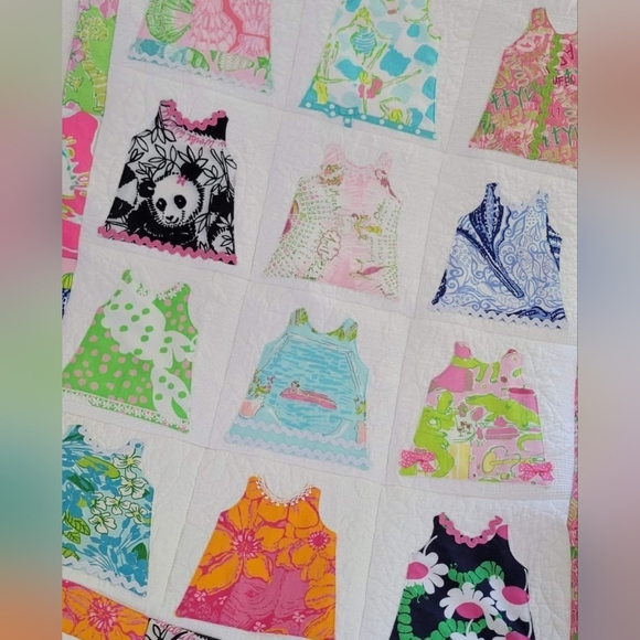 Shift dress quilt made with authentic Lilly pulitzer fabric - Picture 2 of 5